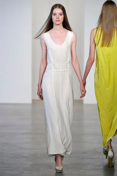 Look 24